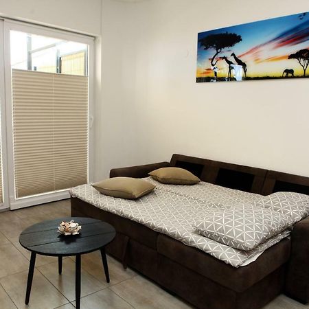 Trendy Apartment Izola Js Exterior foto